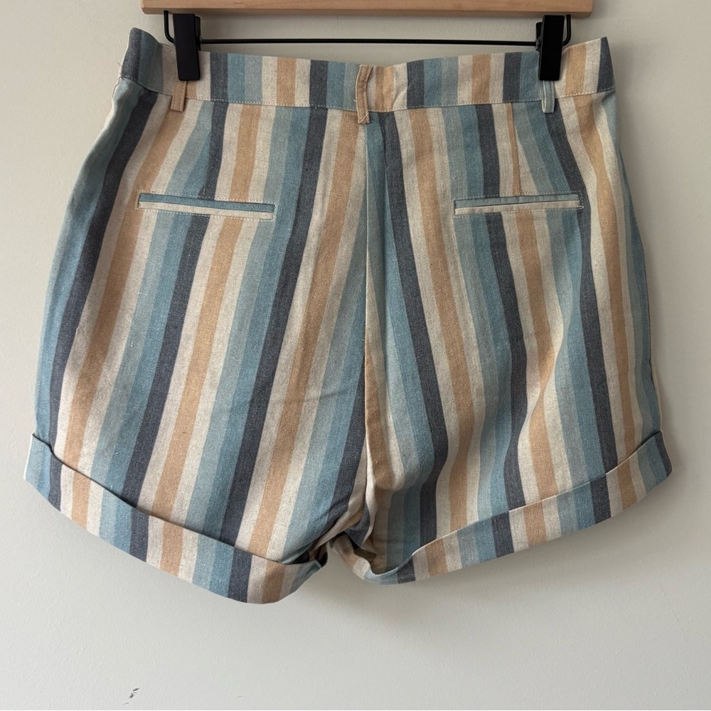 NWT! Knot Sisters Stripe Short - Picture 2 of 8